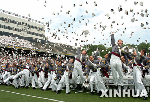 华裔<em>女生</em>荣膺美国<em>西点军校</em>状元-华裔<em>女生</em>,<em>西点</em>