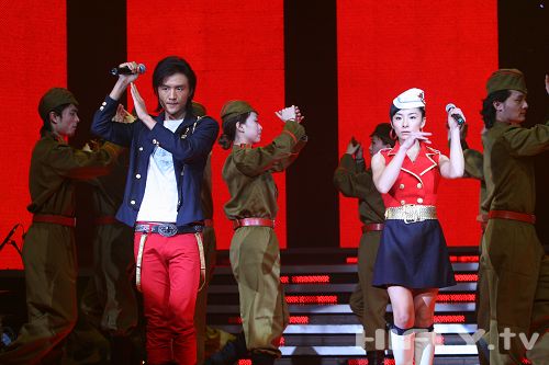 为什么有些人可以一直唱歌 10091147_895293.jpg