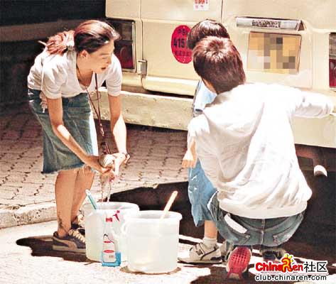 【组图】性感<em>美女</em>张柏芝走光集