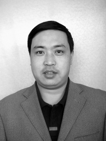 每日甘肃 武威日报 四版 正文    陈晓峰,男,汉族,1970年10月出生