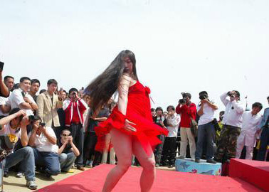 <em>芙蓉姐姐热舞</em>走光-芙蓉姐姐-娱乐