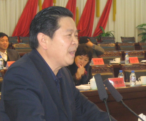 庆阳二中校长 慕政重