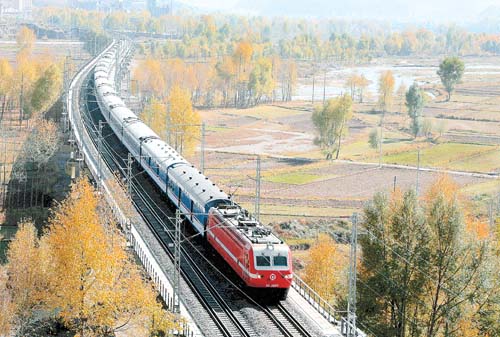 甘肃铁路营运总里程达到2464公里