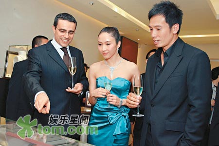 黎姿不介意贴钱嫁穷郎 拟买两百万巨钻做嫁妆