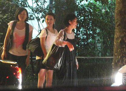 令董洁怀孕的消息显得有迹可查