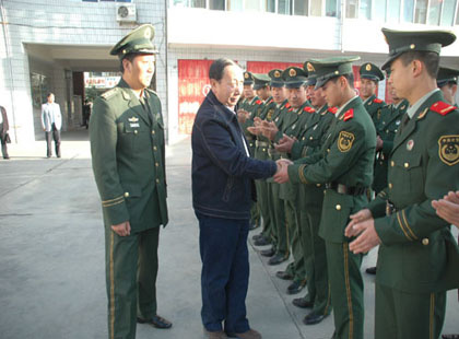 酒泉市政府塞力克副市长莅临酒泉支队调研消防