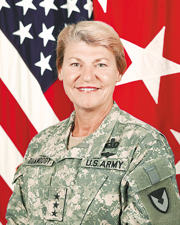 美国产生第一名女性四星上将(图)-,上将-甘肃日报