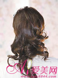 支招:巧用发带DIY 2款甜美发型-发型-女性