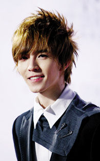 郭敬明身高_郭敬明年收入(3)