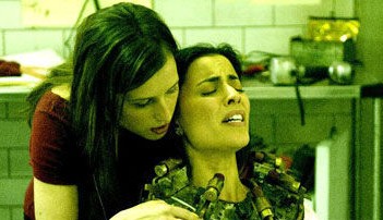 《<em>电锯惊魂</em>3》中的<em>女主角</em>尚妮·史密斯