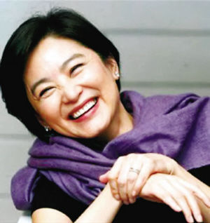 林青霞近况-林青霞近期照片,林青霞现在的照片_