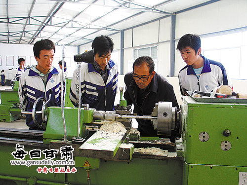 民乐县职业技术培训中心技能型学员充分就业(