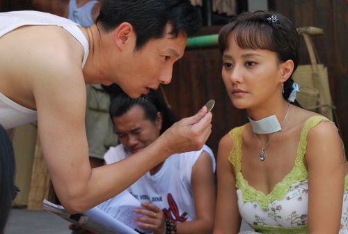 《谁知女人心》马雅舒带病开工-《谁知女人心