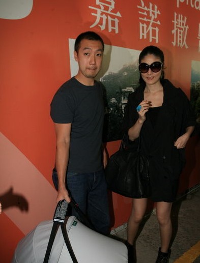 陈慧琳产后出院-陈慧琳-娱乐