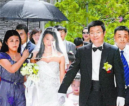 凤凰卫视主播陈
