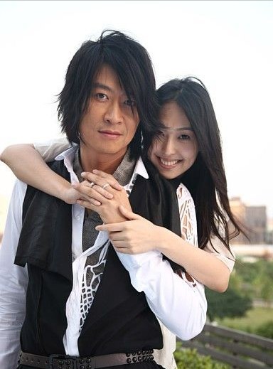 游鸿明担心老婆多想,再也不敢让裸女上身