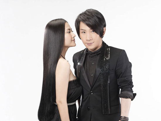 杨婷婷秀发获刘谦盛赞