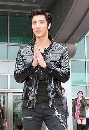 周杰伦王力宏各捐200万台币赈灾-周杰伦|王力