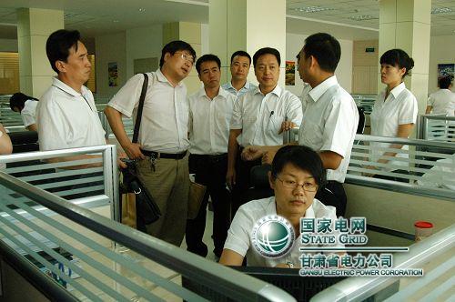 社会高级督察员在电力开放日感受供电优质服