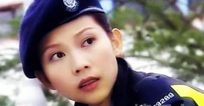 娱乐圈20大美女明星的警服魅力-明星-娱乐