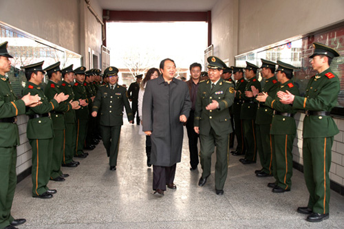 定西市文明办验收消防支队文明单位创建活动-