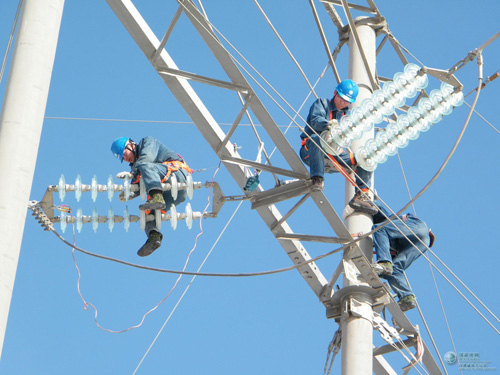 张掖供电公司输电线路工区冬训重操练-张掖供