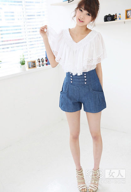 <em>复古高腰短裤</em>腿变长的秘密-高腰|短裤-女性