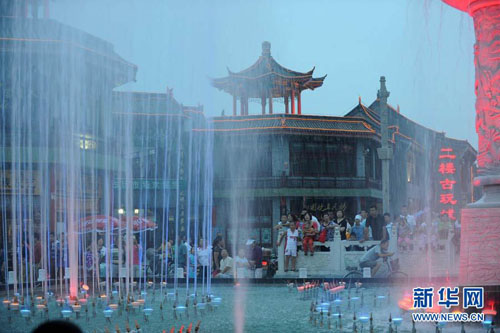 高温桑拿 暴雨洪灾 我国多数城市遭遇恶劣天气