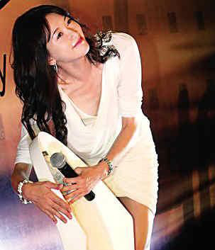 林志玲帮绯闻男友卖马桶