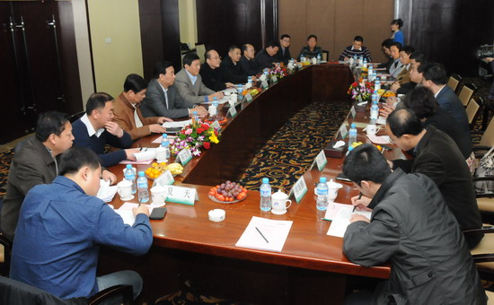 尹正民、张世才会见东北电网公司董事长李一凡