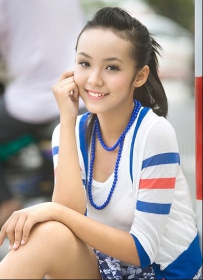 越南12岁嫩模 甜美外形不逊山楂女-越南|嫩模