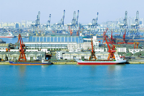 烟台港集团累计完成货物吞吐量13940万吨(图