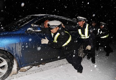 贵州交警直属二大队_市交警直属二大队_宣城交警二大队