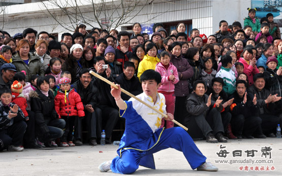 "全国武术之乡"武山摆开"通备武学"筵(组图)