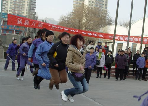 电力修造厂庆祝三八节 促进三提升-电力修造