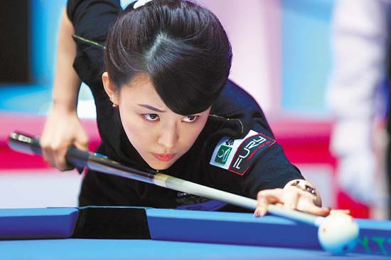 中国选手潘晓婷在比赛中