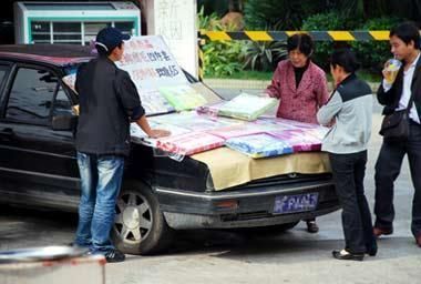 盘点各种职业特点:公务员最辛苦 女销售易出轨