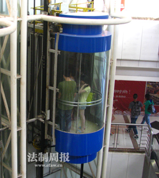 西子奥的斯电梯故障频发业主遭遇电梯惊魂-