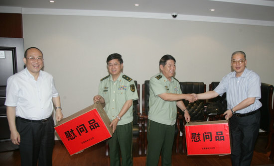 省电力公司领导慰问武警甘肃总队及兰州军区陆