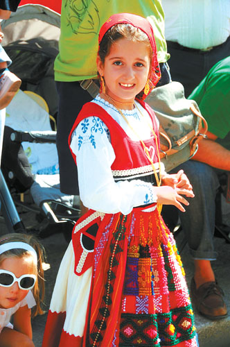 阿戈尼亚节在葡萄牙北部城市维亚纳堡举行(图