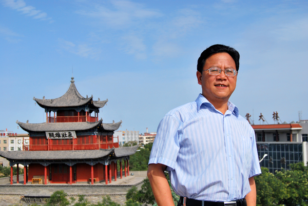 2011甘肃首届“陇原名师”霍军 甘肃酒泉中学--每日甘肃-甘肃