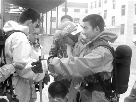 记庆阳市公安消防支队西峰中队中队长田勇-中