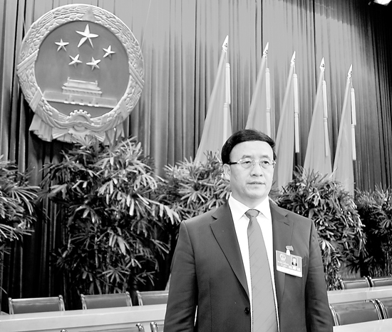 袁占亭图片