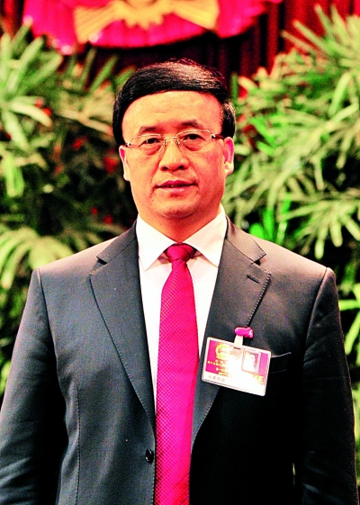 袁占亭图片