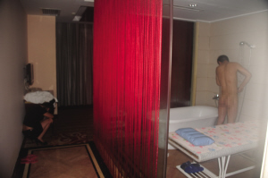 兰州警方零点风暴铁拳横扫黄赌毒(组图)-抓获