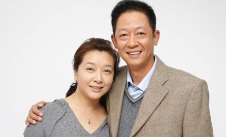 《人到四十》卫视热播 王志文江珊成收视保证