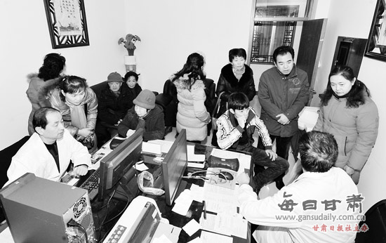 甘肃省中医院举办庆三·八关爱女性义诊活动