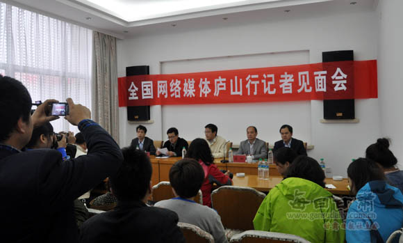 2012年全国卖地总收入