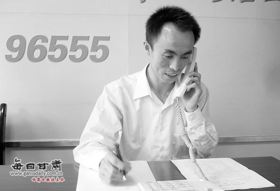 【关注2012中考】语文:夯实基础注重答题技巧