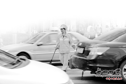 【关注环卫工人系列报道】兰州新通力驾校建